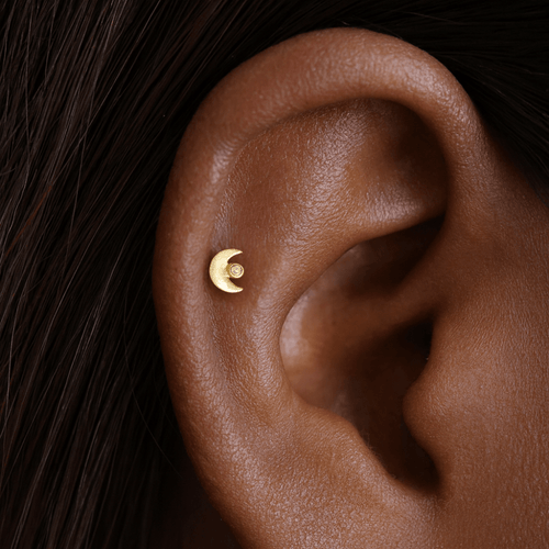 14K Gold Cubic Zirconia Jewelled Crescent Top With Internal Thread Base Labret