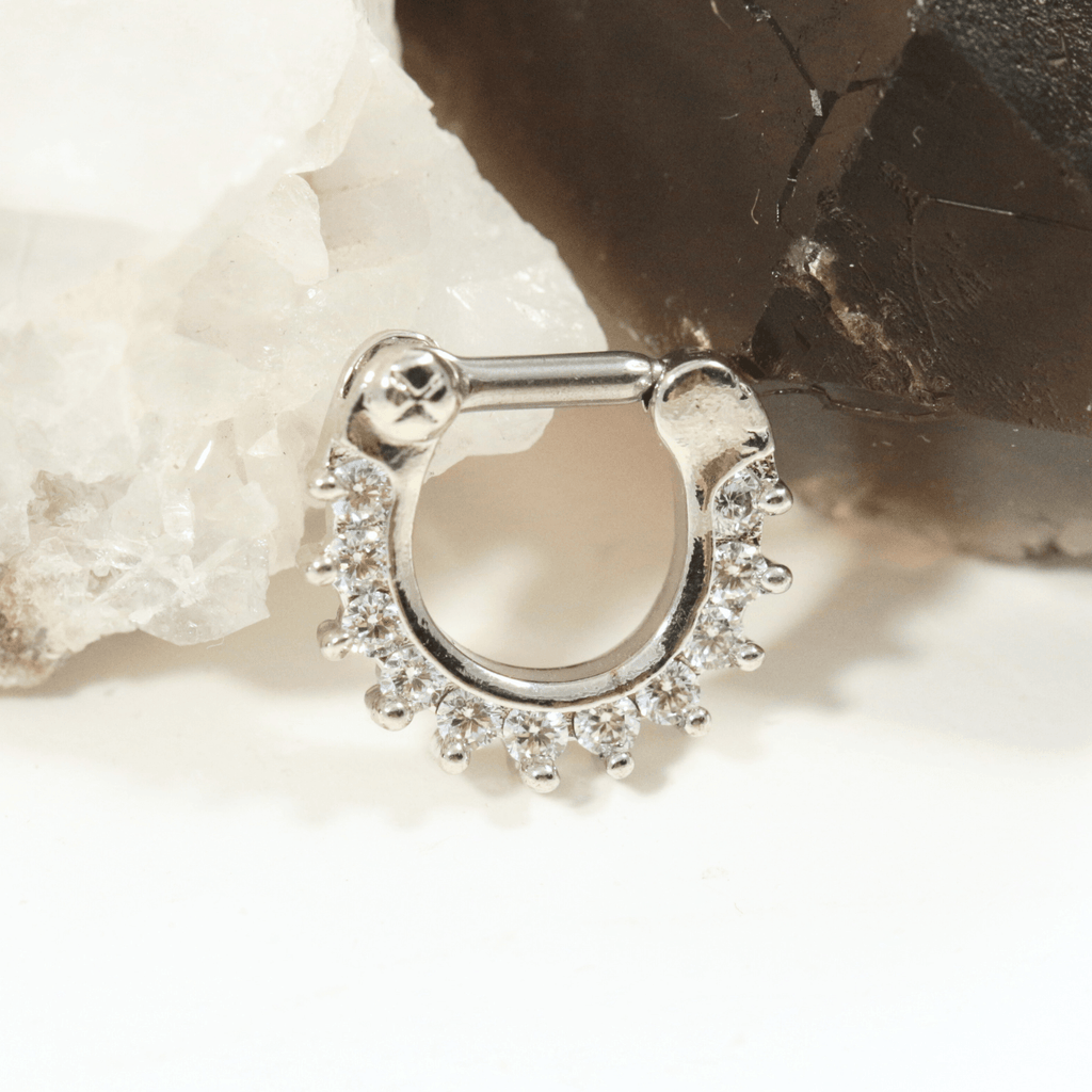 316L Surgical Steel Single Line Pronged CZs Septum Clicker