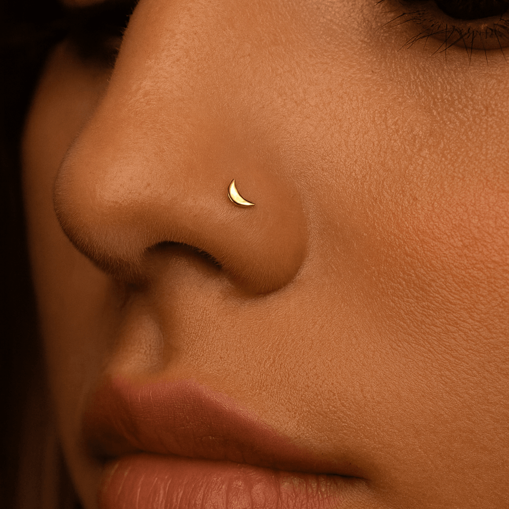 9K Gold Crescent Cut Design Nose Bone