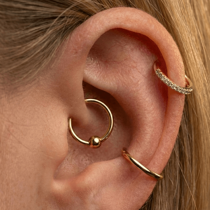 14K Gold Hinged Segment Clicker Ring with Plain Ball