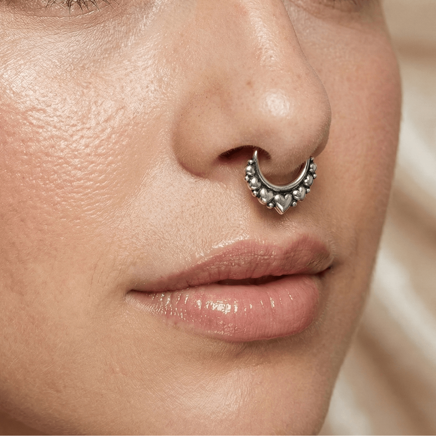 316L Surgical Steel Multi-Hearts Paved Septum Clicker Ring