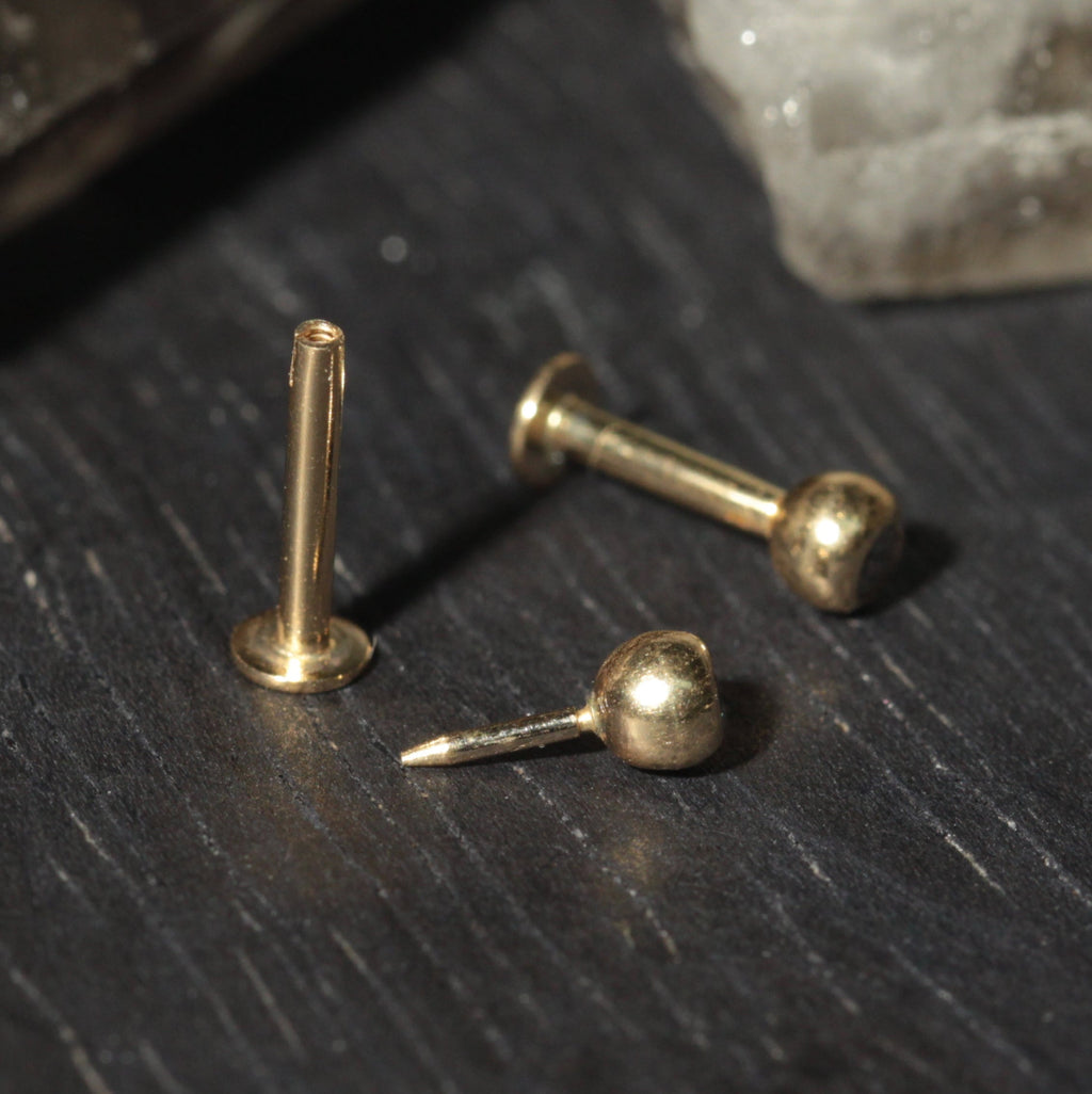14K Gold Round CZ Jewelled Push-Fit Labret with Flatback Stud