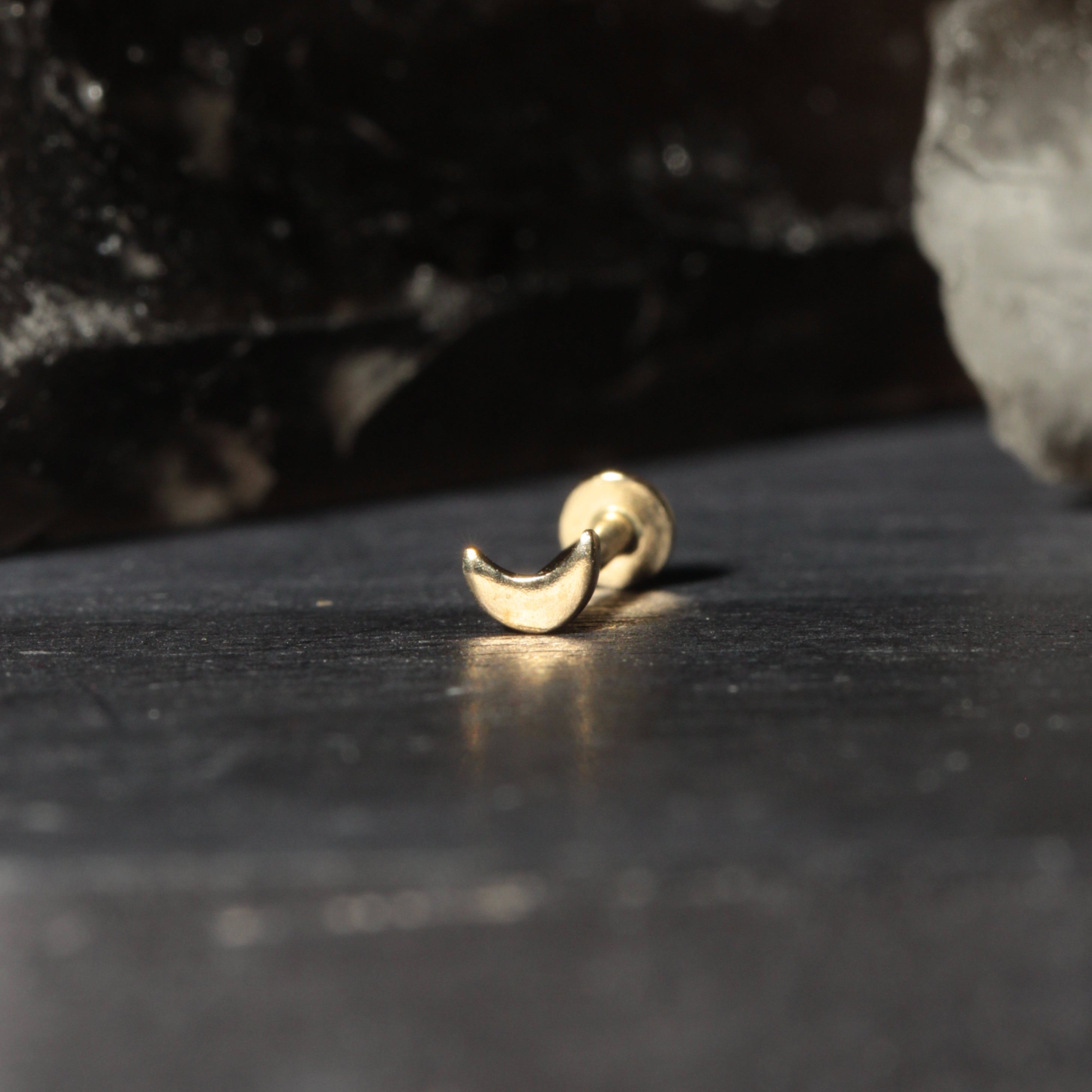 14K Gold Internally Threaded Crescent Moon Screw Fit Labret Ring