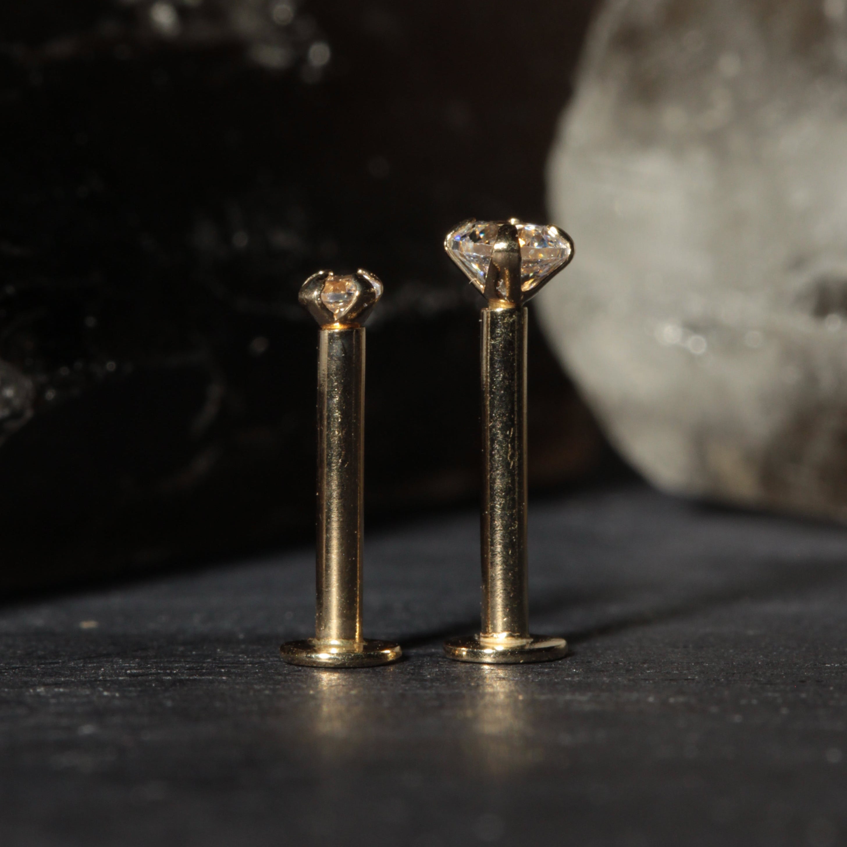 14K Gold Round Cubic Zirconia Jewelled Push Fit Top