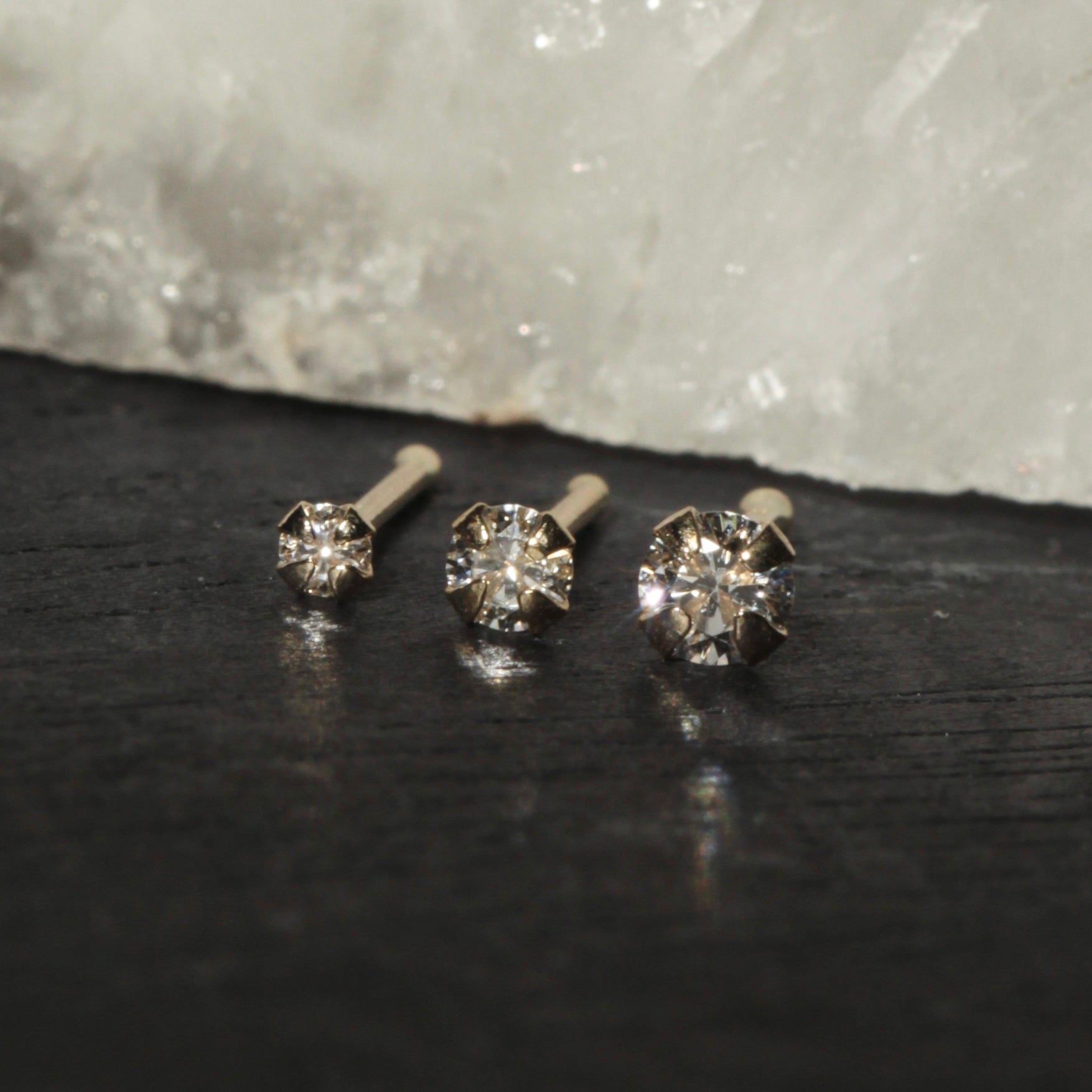 9K Gold Claw Set Round Lab Grown Diamond Nose Bone
