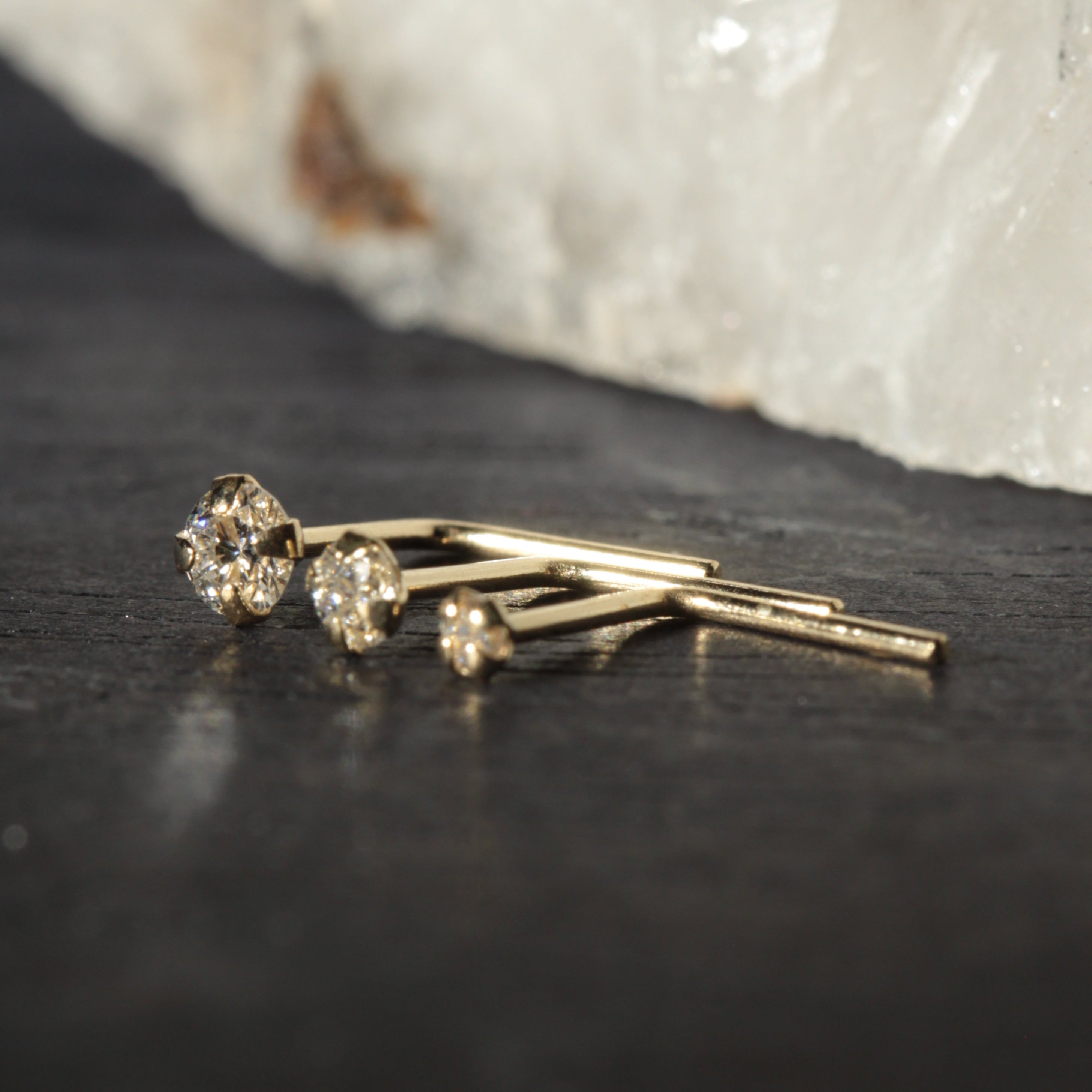 9K Gold Claw Set Round Lab Grown Diamond L-Bend Nose Stud